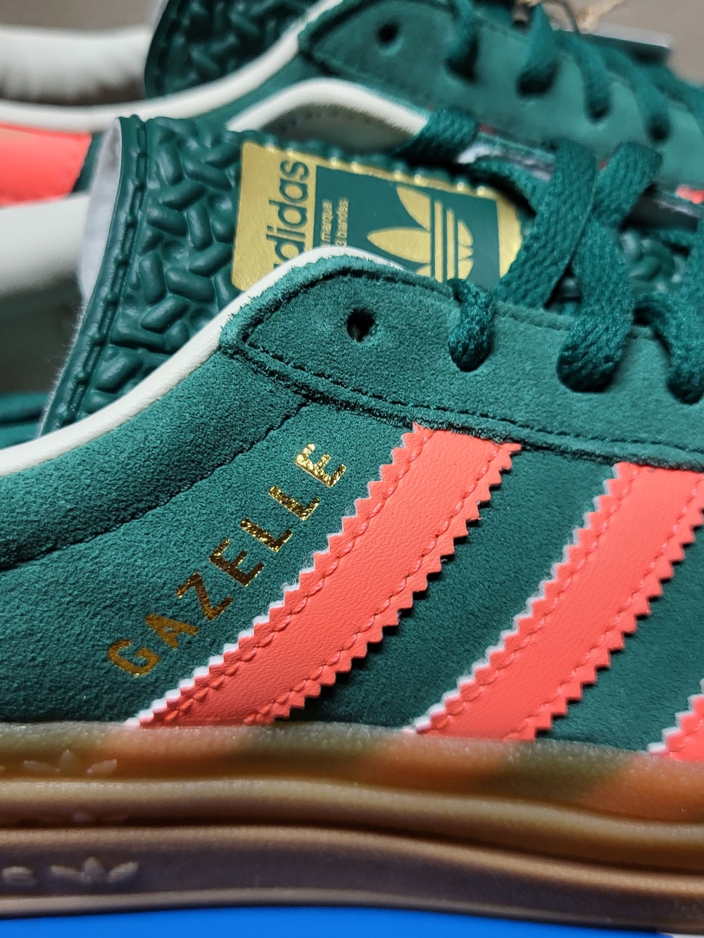 *NEW* Adidas Gazelle Bold J Green Coral Hurricanes Platform Size Youth 5 Women 6 - Picture 6 of 9